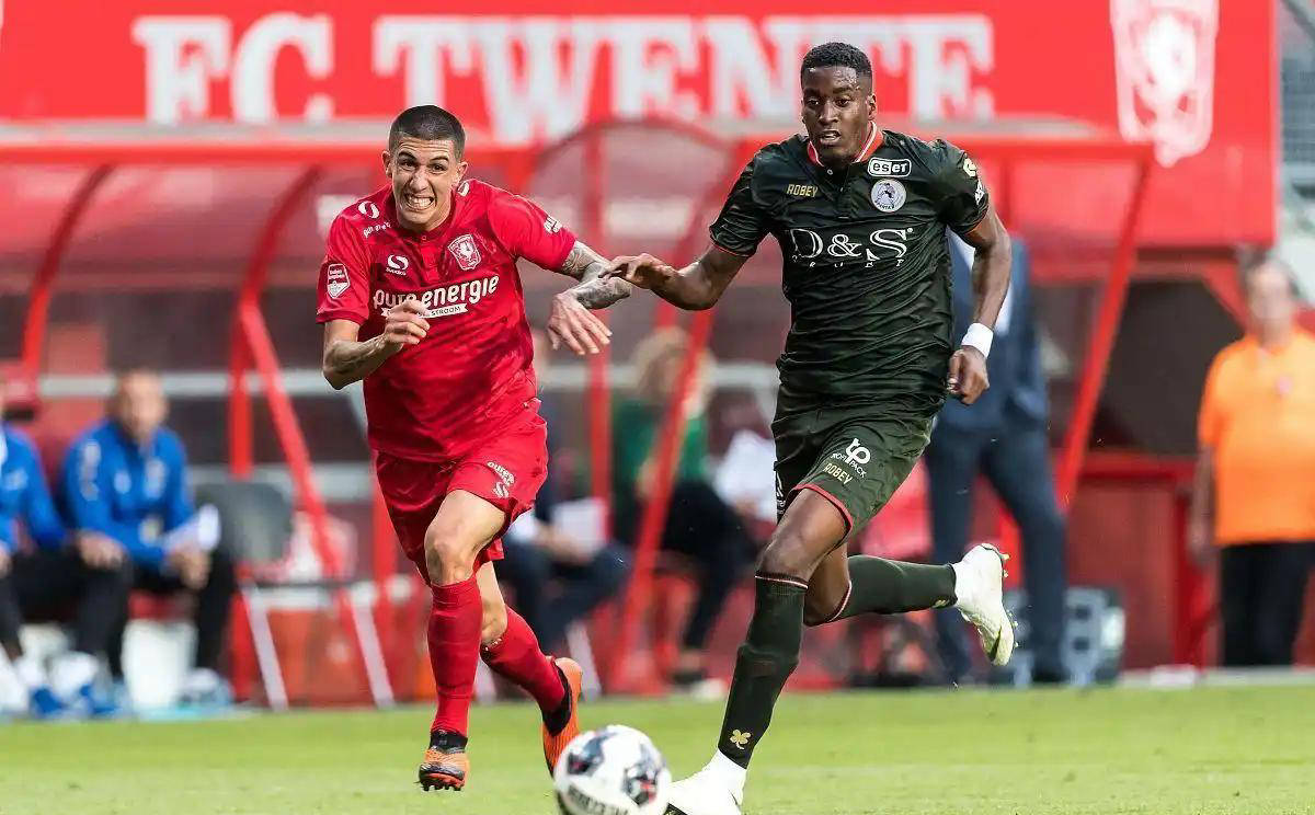 判湖人轮换 判湖人轮换